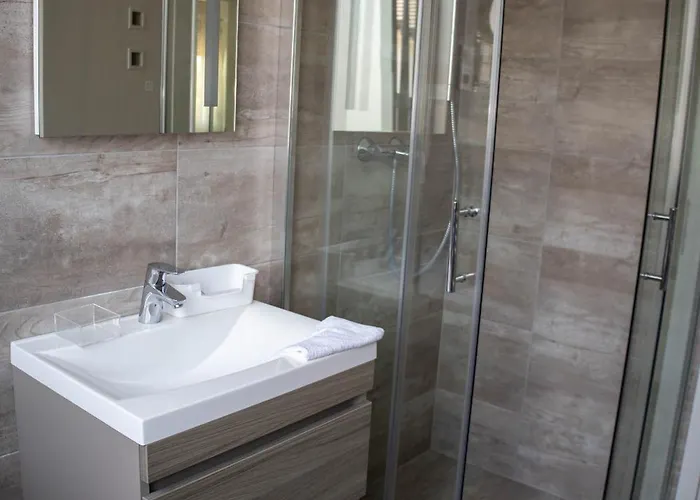 Sole Lägenhetshotell 3*