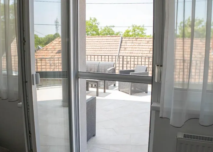 Sole 公寓式酒店 Balatonboglár