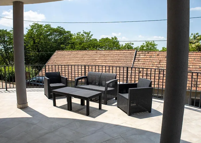 Sole 公寓式酒店 Balatonboglár